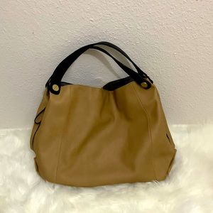 🍁🍁Hobo Handbag - Purse - Tan / Camel - Gold accents